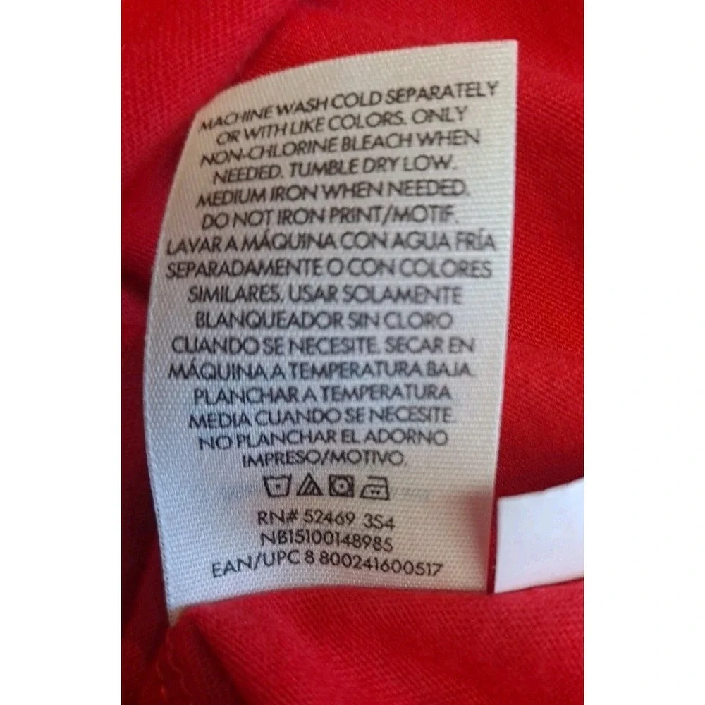 NWT NOBO No‎ Boundaries Just Red Short Sleeve T-Shirt Women's Juniors Small 4-6